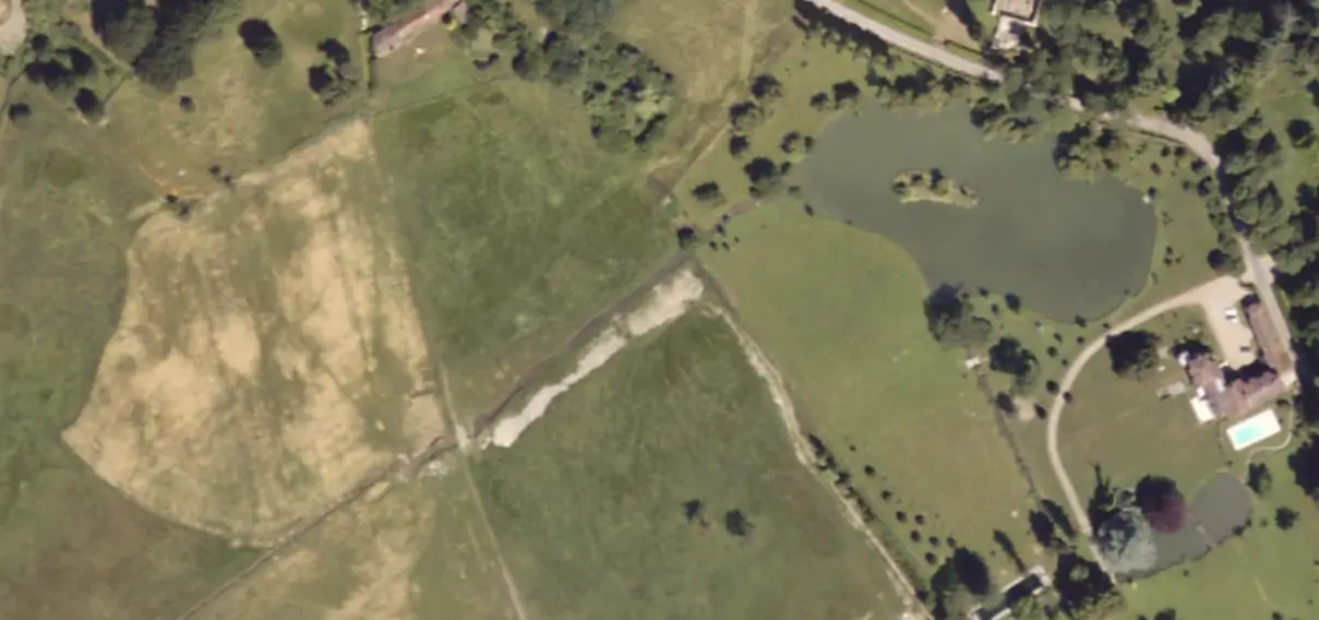 Vue aérienne de la Vallée de la Millière en 2005. Source IGN